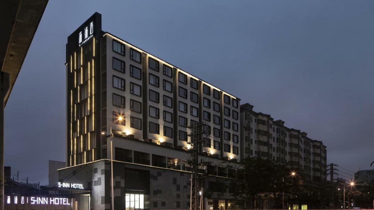 Haikou S-Inn Hotel Exterior photo